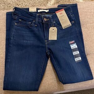 Levi's Women's Deep Indigo Skinny Jeans